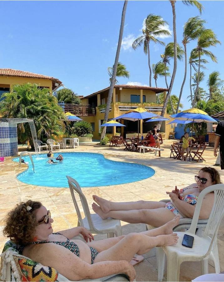 Pousada E Restaurante Sombra Dos Coqueiros Trairi Exteriör bild