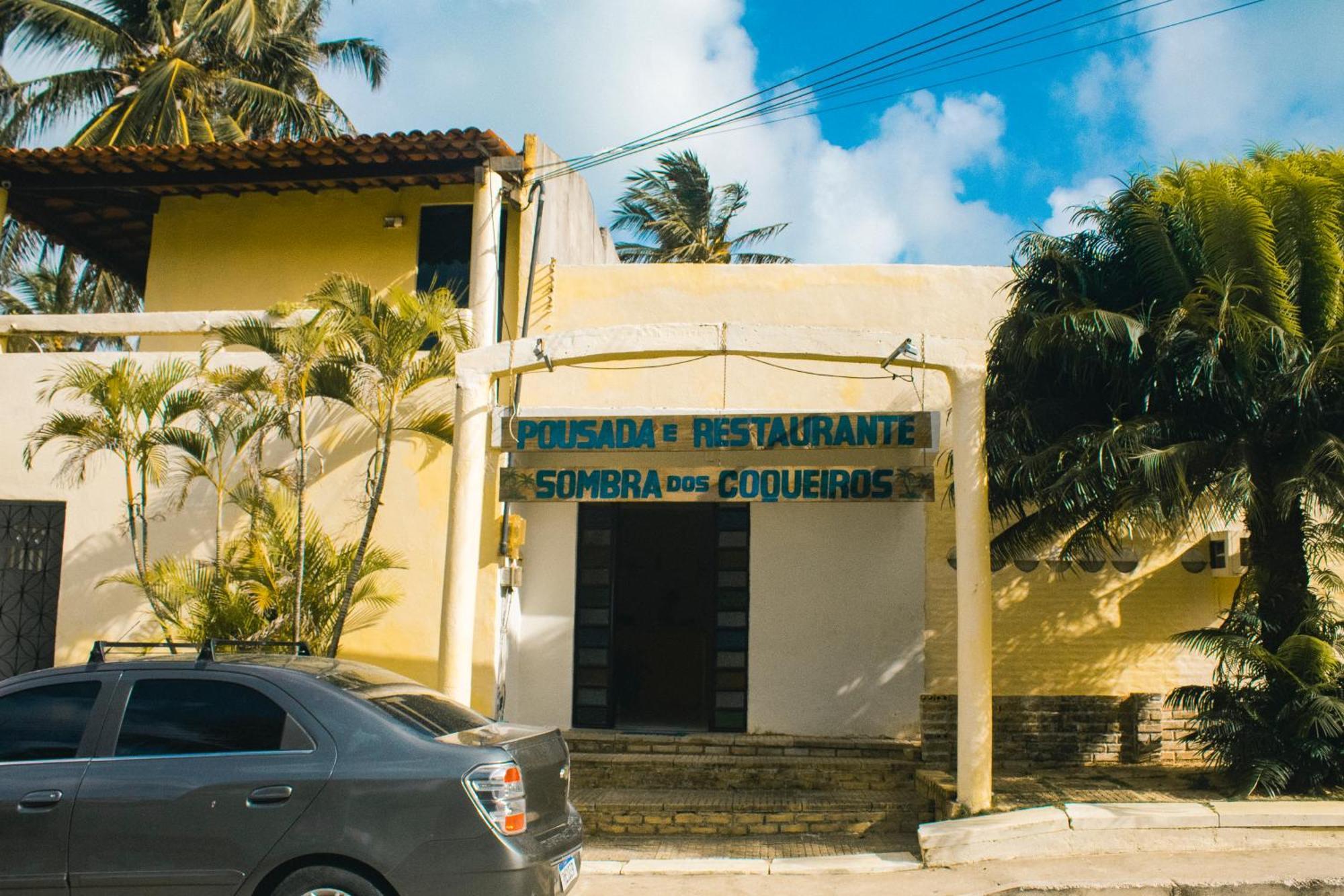Pousada E Restaurante Sombra Dos Coqueiros Trairi Exteriör bild