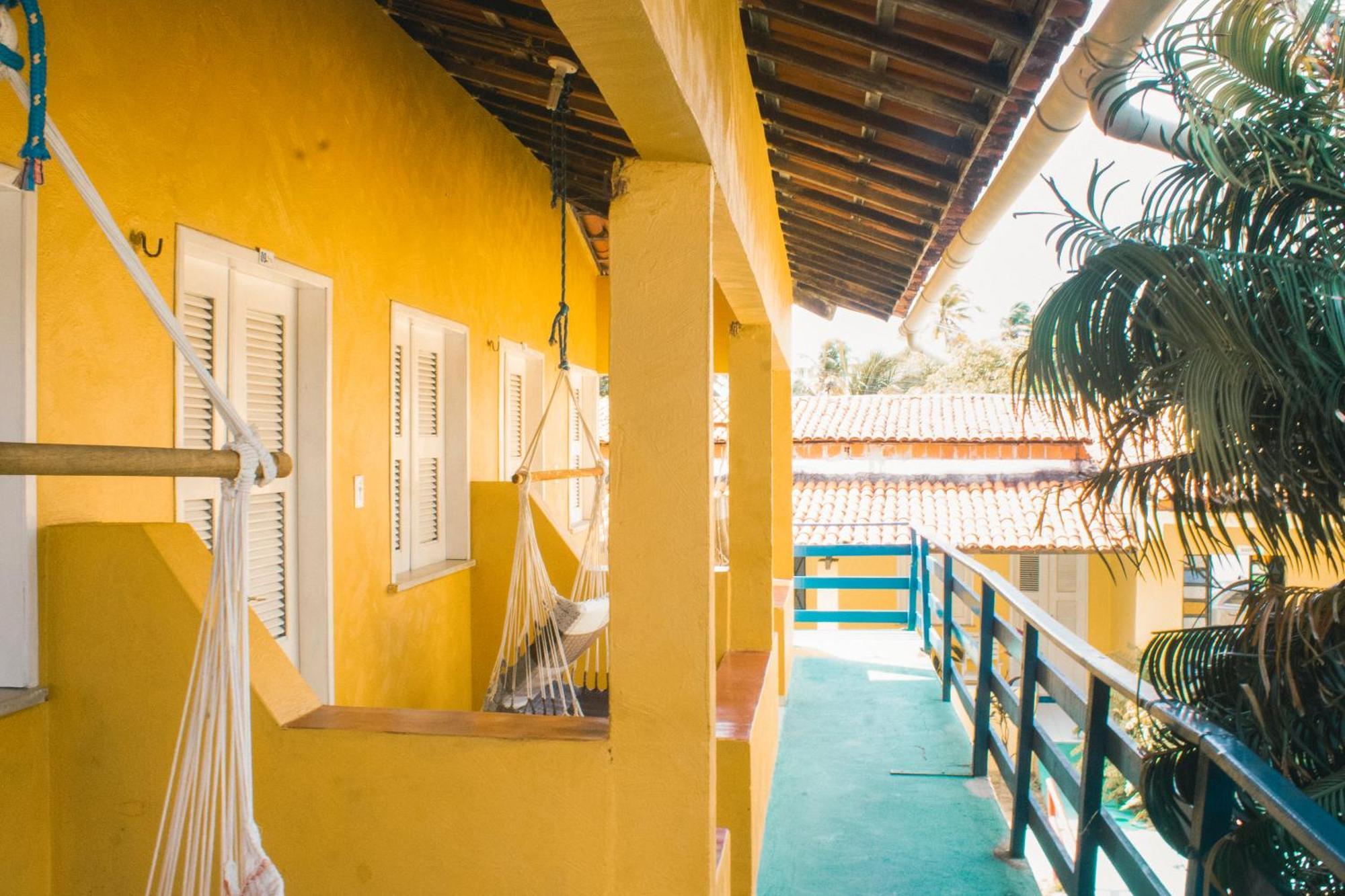 Pousada E Restaurante Sombra Dos Coqueiros Hotell Trairi Exteriör bild